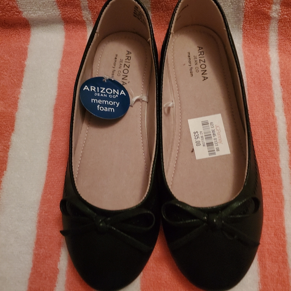 Girl shoes
